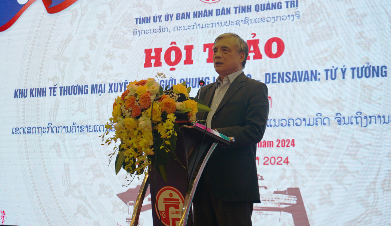 PGS.TS Trần Đ&igrave;nh Thi&ecirc;n tham gia &yacute; kiến tại hội thảo 